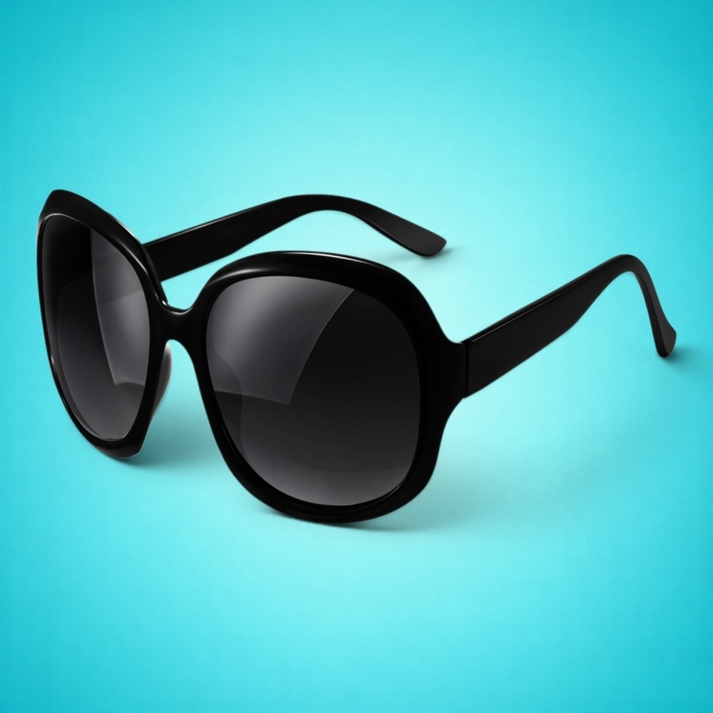 New‎ Women's Oversized Polarized Black Sunglasses - Picture 2 of 5